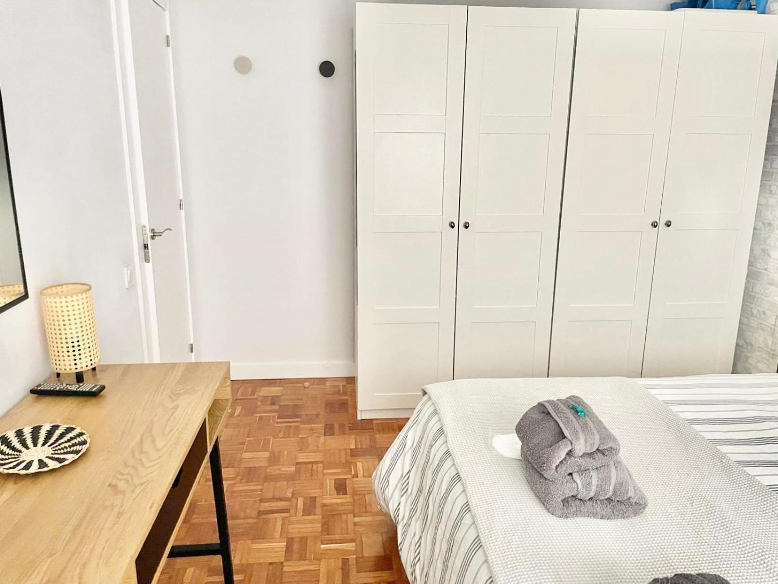 Tranquilidad Al Lado Del Centro Parking Incluido Apartman Oviedo Kültér fotó